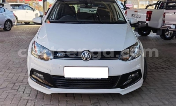 Buy Used Volkswagen Polo White Car in Big Bend in Lubombo District