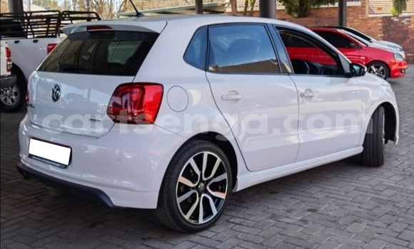 Acheter Occasion Voiture Volkswagen Polo Blanc à Big Bend, Lubombo District Acheter Occasion Voiture Volkswagen Polo Blanc à Big Bend, Lubombo District