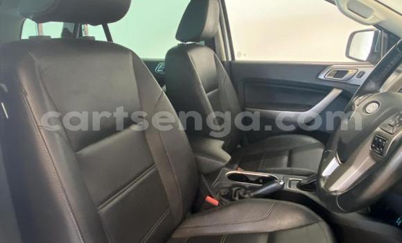 Acheter Occasion Voiture Ford Everest Blanc à Big Bend, Lubombo District Acheter Occasion Voiture Ford Everest Blanc à Big Bend, Lubombo District