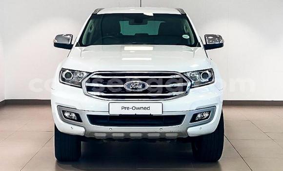 Acheter Occasion Voiture Ford Everest Blanc à Big Bend, Lubombo District Acheter Occasion Voiture Ford Everest Blanc à Big Bend, Lubombo District