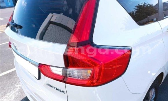 Acheter Occasion Voiture Suzuki Ertiga Blanc à Big Bend, Lubombo District Acheter Occasion Voiture Suzuki Ertiga Blanc à Big Bend, Lubombo District