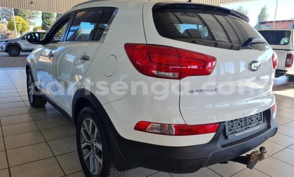 Acheter Occasion Voiture Kia Sportage Blanc à Big Bend, Lubombo District Acheter Occasion Voiture Kia Sportage Blanc à Big Bend, Lubombo District