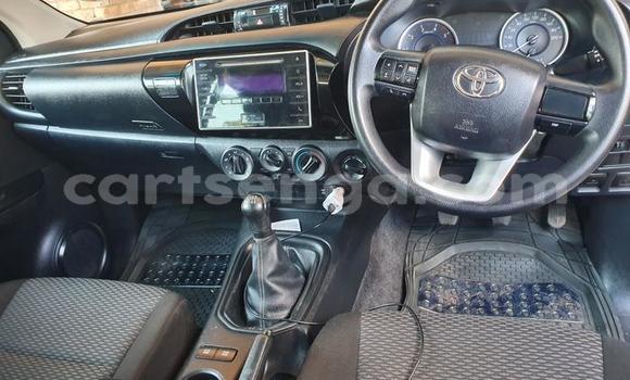 Buy Used Toyota Hilux White Car in Big Bend in Lubombo District Buy Used Toyota Hilux White Car in Big Bend in Lubombo District