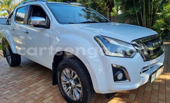 Acheter Occasion Voiture Isuzu KB Blanc à Big Bend, Lubombo District Acheter Occasion Voiture Isuzu KB Blanc à Big Bend, Lubombo District