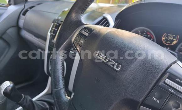 Acheter Occasion Voiture Isuzu KB Blanc à Big Bend, Lubombo District Acheter Occasion Voiture Isuzu KB Blanc à Big Bend, Lubombo District