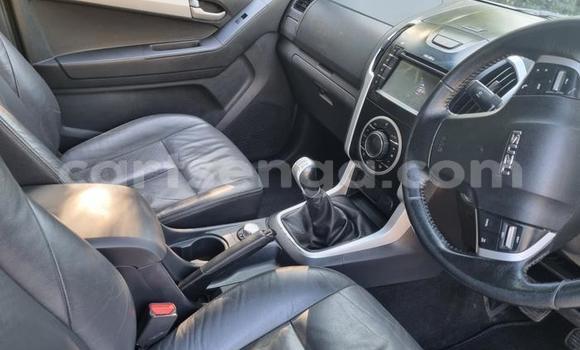 Acheter Occasion Voiture Isuzu KB Blanc à Big Bend, Lubombo District Acheter Occasion Voiture Isuzu KB Blanc à Big Bend, Lubombo District