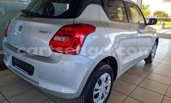 Acheter Occasion Voiture Suzuki Swift Gris à Big Bend, Lubombo District Acheter Occasion Voiture Suzuki Swift Gris à Big Bend, Lubombo District