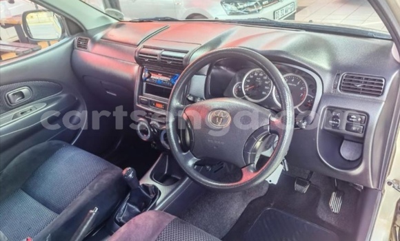Nunua Ilio tumika Toyota Avanza Silver Gari ndani ya Hlatikulu nchini Wilaya ya Shiselweni Nunua Ilio tumika Toyota Avanza Silver Gari ndani ya Hlatikulu nchini Wilaya ya Shiselweni