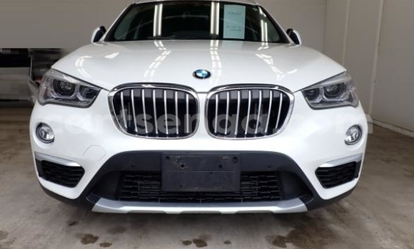 Nunua Ilio tumika BMW X1 White Gari ndani ya Big Bend nchini Wilaya ya Lubombo Nunua Ilio tumika BMW X1 White Gari ndani ya Big Bend nchini Wilaya ya Lubombo