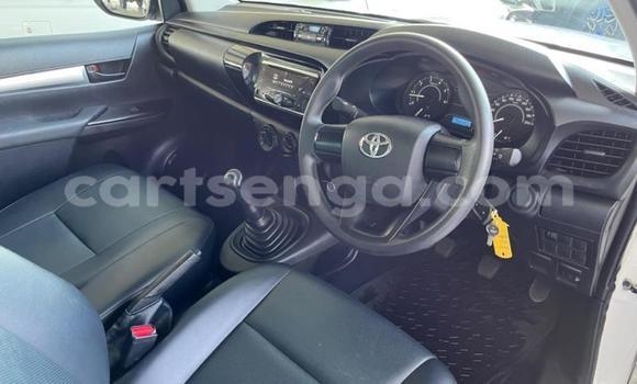 Buy Used Toyota Hilux White Car in Ezulwini in Hhohho Buy Used Toyota Hilux White Car in Ezulwini in Hhohho