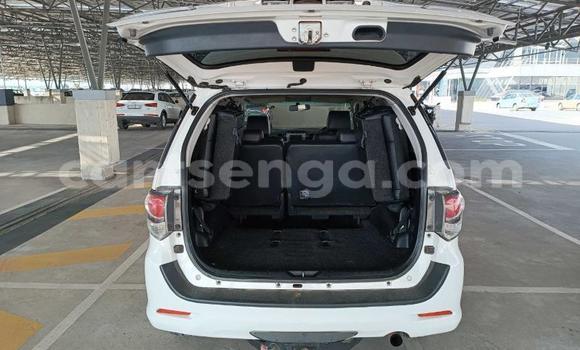 Buy Used Toyota Fortuner White Car in Ezulwini in Hhohho Buy Used Toyota Fortuner White Car in Ezulwini in Hhohho