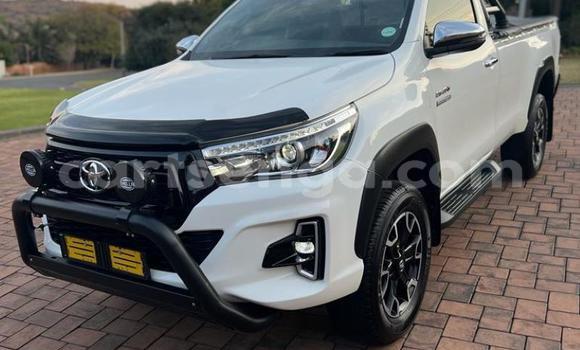Acheter Occasion Voiture Toyota Hilux Blanc à Ezulwini, Hhohho