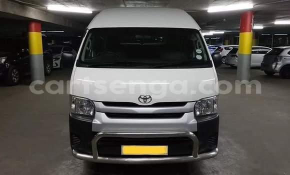Nunua Ilio tumika Toyota Hiace White Gari ndani ya Vuvulane nchini Wilaya ya Lubombo Nunua Ilio tumika Toyota Hiace White Gari ndani ya Vuvulane nchini Wilaya ya Lubombo