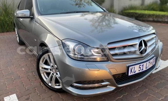 Nunua Ilio tumika Mercedes‒Benz C–Class Silver Gari ndani ya Manzini nchini Manzini Nunua Ilio tumika Mercedes‒Benz C–Class Silver Gari ndani ya Manzini nchini Manzini