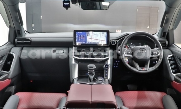 Buy Used Toyota Land Cruiser White Car in Big Bend in Lubombo District Buy Used Toyota Land Cruiser White Car in Big Bend in Lubombo District