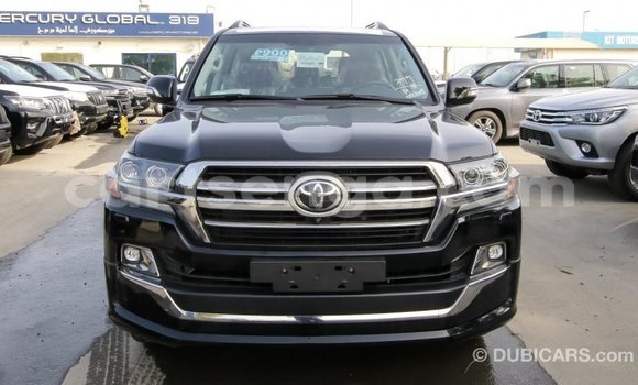 Nunua Imported Toyota Land Cruiser Black Gari ndani ya Import - Dubai nchini Hhohho Nunua Imported Toyota Land Cruiser Black Gari ndani ya Import - Dubai nchini Hhohho