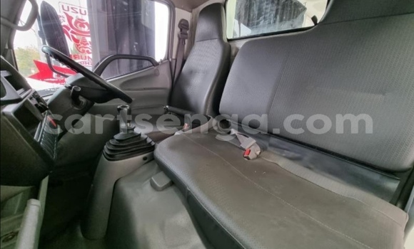 Nunua Ilio tumika Toyota Dyna White Lori ndani ya Big Bend nchini Wilaya ya Lubombo Nunua Ilio tumika Toyota Dyna White Lori ndani ya Big Bend nchini Wilaya ya Lubombo