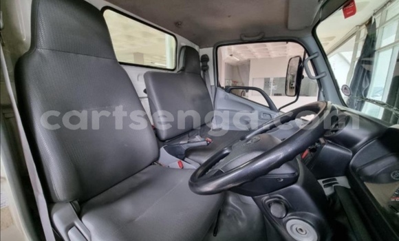 Nunua Ilio tumika Toyota Dyna White Lori ndani ya Big Bend nchini Wilaya ya Lubombo Nunua Ilio tumika Toyota Dyna White Lori ndani ya Big Bend nchini Wilaya ya Lubombo