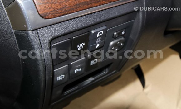 Nunua Imported Toyota Land Cruiser Black Gari ndani ya Import - Dubai nchini Hhohho Nunua Imported Toyota Land Cruiser Black Gari ndani ya Import - Dubai nchini Hhohho