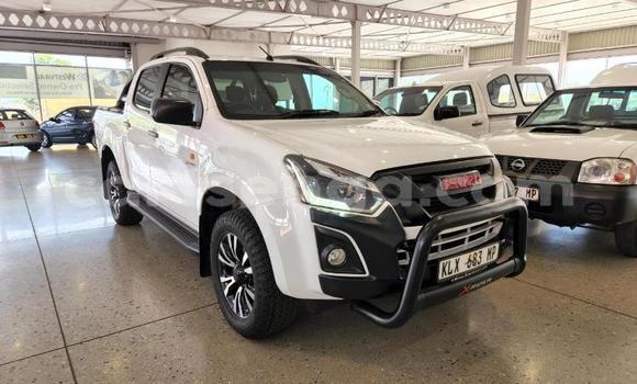 Buy Used Isuzu D–MAX White Car in Manzini in Manzini Buy Used Isuzu D–MAX White Car in Manzini in Manzini