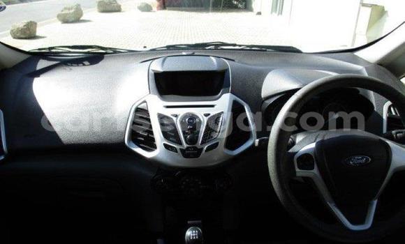 Nunua Ilio tumika Ford EcoSport White Gari ndani ya Bhunya nchini Manzini Nunua Ilio tumika Ford EcoSport White Gari ndani ya Bhunya nchini Manzini