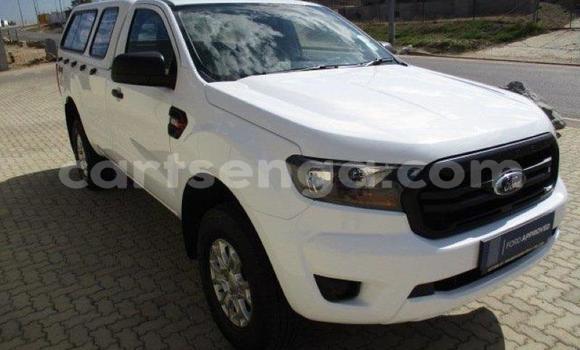 Nunua Ilio tumika Ford Ranger White Gari ndani ya Bhunya nchini Manzini