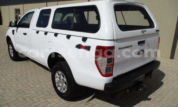 Nunua Ilio tumika Ford Ranger White Gari ndani ya Bhunya nchini Manzini Nunua Ilio tumika Ford Ranger White Gari ndani ya Bhunya nchini Manzini
