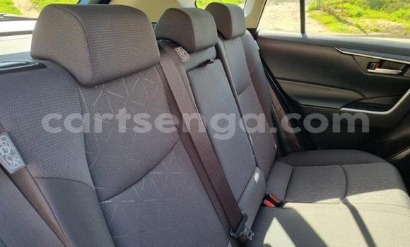 Nunua Ilio tumika Toyota RAV4 White Gari ndani ya Bhunya nchini Manzini Nunua Ilio tumika Toyota RAV4 White Gari ndani ya Bhunya nchini Manzini