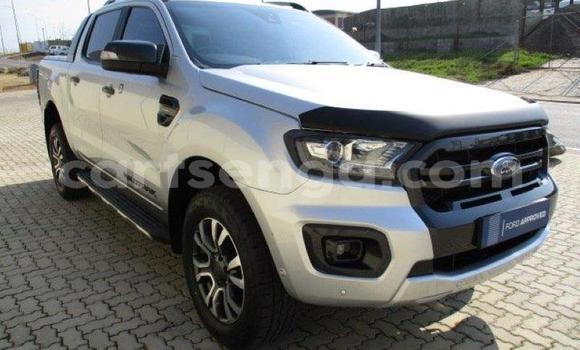 Nunua Ilio tumika Ford Ranger Silver Gari ndani ya Bhunya nchini Manzini Nunua Ilio tumika Ford Ranger Silver Gari ndani ya Bhunya nchini Manzini