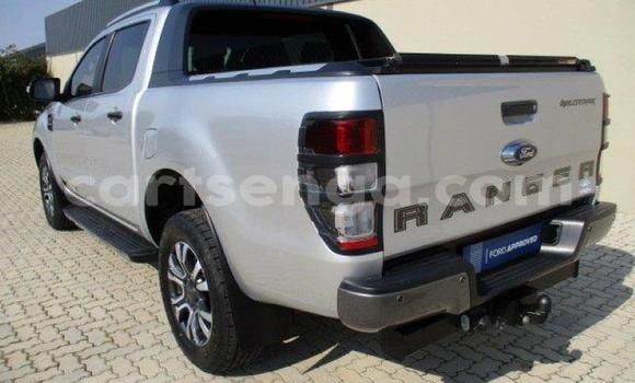 Nunua Ilio tumika Ford Ranger Silver Gari ndani ya Bhunya nchini Manzini Nunua Ilio tumika Ford Ranger Silver Gari ndani ya Bhunya nchini Manzini