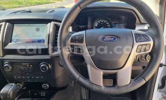 Nunua Ilio tumika Ford Ranger White Gari ndani ya Bhunya nchini Manzini Nunua Ilio tumika Ford Ranger White Gari ndani ya Bhunya nchini Manzini