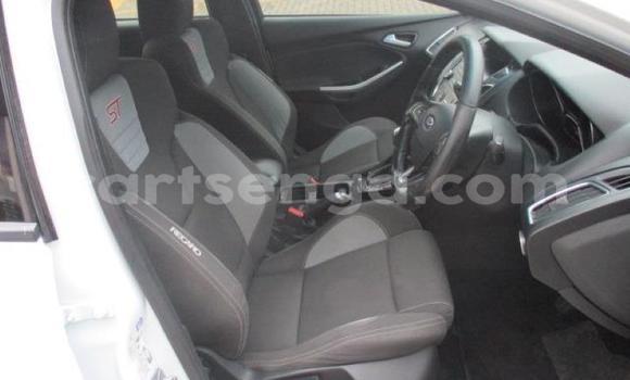 Nunua Ilio tumika Ford Fiesta White Gari ndani ya Bhunya nchini Manzini Nunua Ilio tumika Ford Fiesta White Gari ndani ya Bhunya nchini Manzini