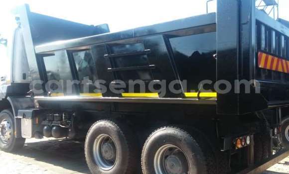 Buy Used Mercedes‒Benz 3331 White Truck in Mbabane in Manzini Buy Used Mercedes‒Benz 3331 White Truck in Mbabane in Manzini