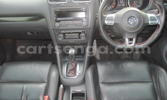 Nunua Ilio tumika Volkswagen Golf GTI White Gari ndani ya Bhunya nchini Manzini Nunua Ilio tumika Volkswagen Golf GTI White Gari ndani ya Bhunya nchini Manzini