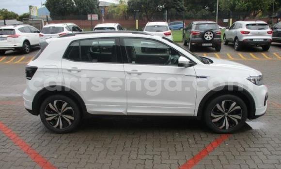 Nunua Ilio tumika Volkswagen Tiguan White Gari ndani ya Bhunya nchini Manzini Nunua Ilio tumika Volkswagen Tiguan White Gari ndani ya Bhunya nchini Manzini