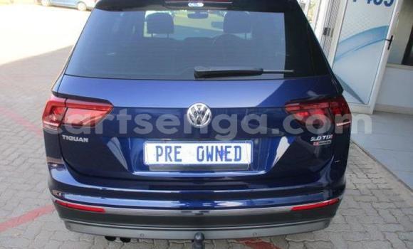 Nunua Ilio tumika Volkswagen Tiguan Blue Gari ndani ya Bhunya nchini Manzini Nunua Ilio tumika Volkswagen Tiguan Blue Gari ndani ya Bhunya nchini Manzini
