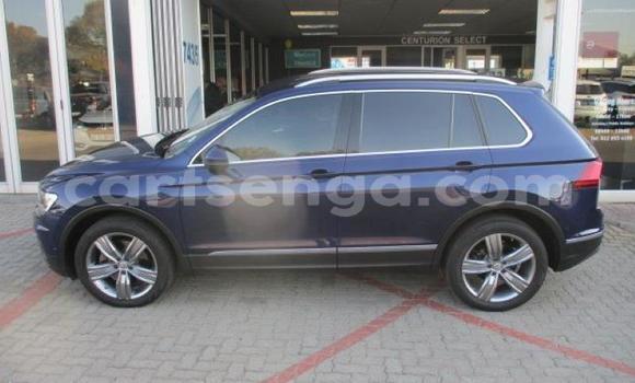 Nunua Ilio tumika Volkswagen Tiguan Blue Gari ndani ya Bhunya nchini Manzini Nunua Ilio tumika Volkswagen Tiguan Blue Gari ndani ya Bhunya nchini Manzini