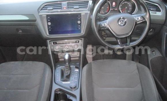Nunua Ilio tumika Volkswagen Tiguan Blue Gari ndani ya Bhunya nchini Manzini Nunua Ilio tumika Volkswagen Tiguan Blue Gari ndani ya Bhunya nchini Manzini