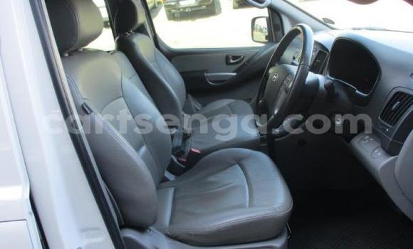 Nunua Ilio tumika Hyundai H1 White Gari ndani ya Bhunya nchini Manzini Nunua Ilio tumika Hyundai H1 White Gari ndani ya Bhunya nchini Manzini