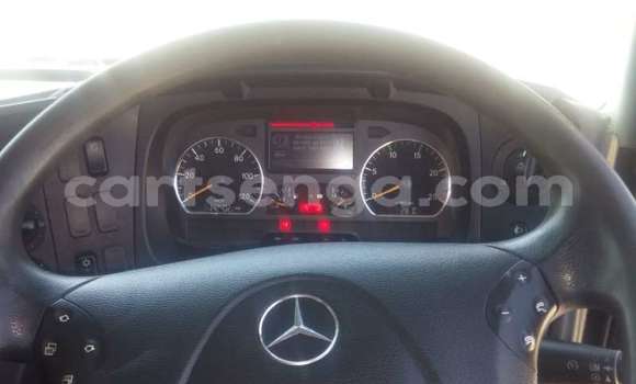 Buy Used Mercedes‒Benz 3331 White Truck in Mbabane in Manzini Buy Used Mercedes‒Benz 3331 White Truck in Mbabane in Manzini