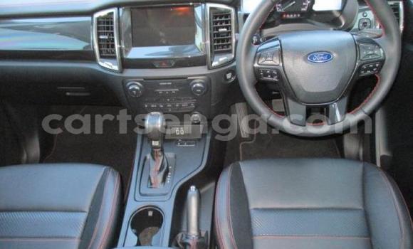 Nunua Ilio tumika Ford Ranger Silver Gari ndani ya Bhunya nchini Manzini Nunua Ilio tumika Ford Ranger Silver Gari ndani ya Bhunya nchini Manzini