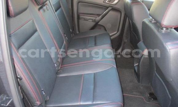 Nunua Ilio tumika Ford Ranger Silver Gari ndani ya Bhunya nchini Manzini Nunua Ilio tumika Ford Ranger Silver Gari ndani ya Bhunya nchini Manzini