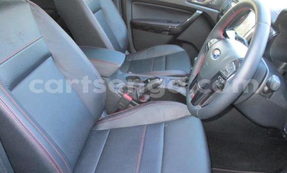 Nunua Ilio tumika Ford Ranger Silver Gari ndani ya Bhunya nchini Manzini Nunua Ilio tumika Ford Ranger Silver Gari ndani ya Bhunya nchini Manzini