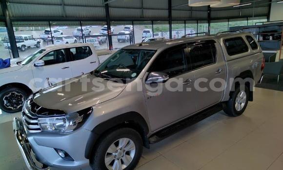 Nunua Ilio tumika Toyota Hilux Silver Gari ndani ya Bhunya nchini Manzini Nunua Ilio tumika Toyota Hilux Silver Gari ndani ya Bhunya nchini Manzini