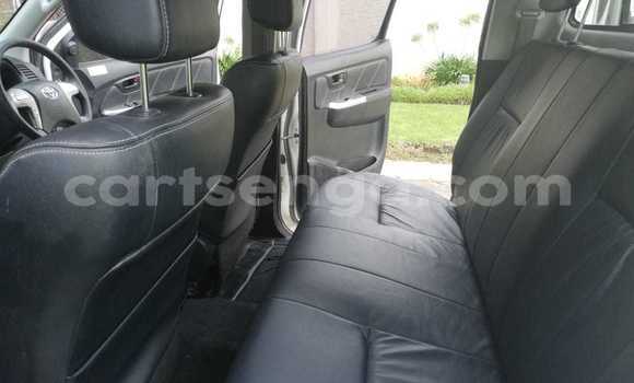 Nunua Ilio tumika Toyota Hilux White Gari ndani ya Mbabane nchini Manzini Nunua Ilio tumika Toyota Hilux White Gari ndani ya Mbabane nchini Manzini