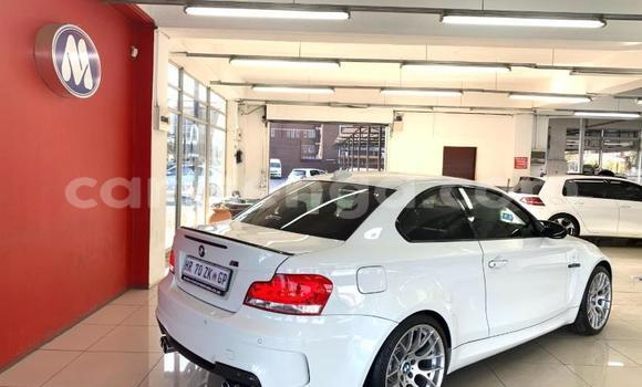 Acheter Occasion Voiture BMW 1-Series Blanc à Mbabane, Manzini Acheter Occasion Voiture BMW 1-Series Blanc à Mbabane, Manzini