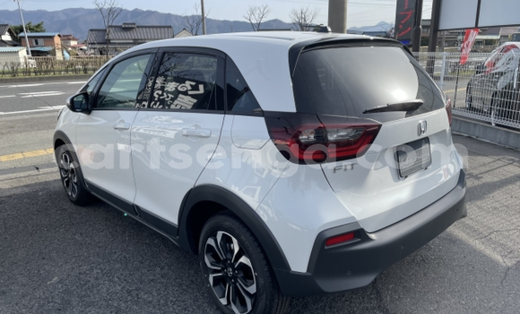 Buy Used Honda FIT White Car in Big Bend in Lubombo Buy Used Honda FIT White Car in Big Bend in Lubombo