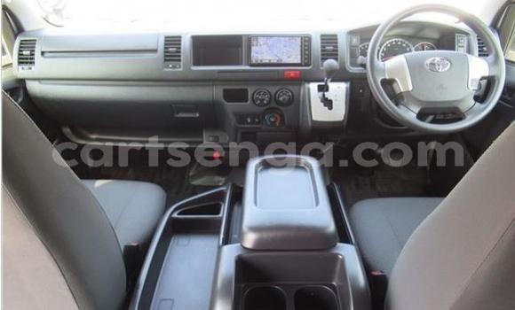 Buy Used Toyota Hiace White Car in Big Bend in Lubombo Buy Used Toyota Hiace White Car in Big Bend in Lubombo