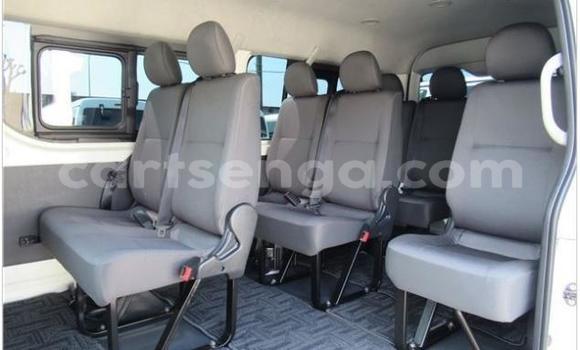 Buy Used Toyota Hiace White Car in Big Bend in Lubombo Buy Used Toyota Hiace White Car in Big Bend in Lubombo