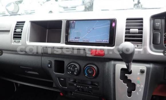 Buy Used Toyota Hiace White Car in Ezulwini in Hhohho Buy Used Toyota Hiace White Car in Ezulwini in Hhohho